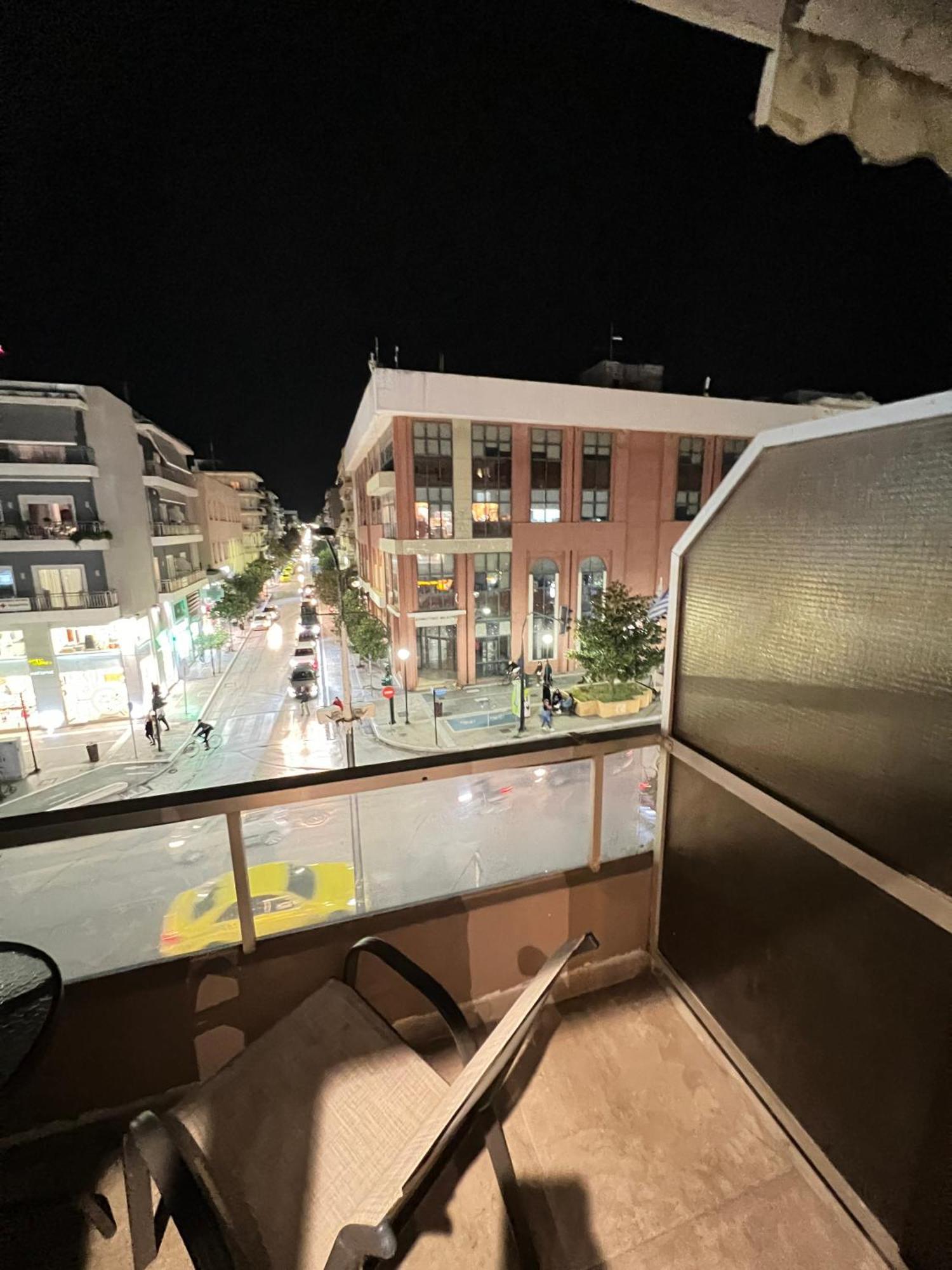 Modern Apartment In The Heart Of The City Alexandroupoli Exterior foto